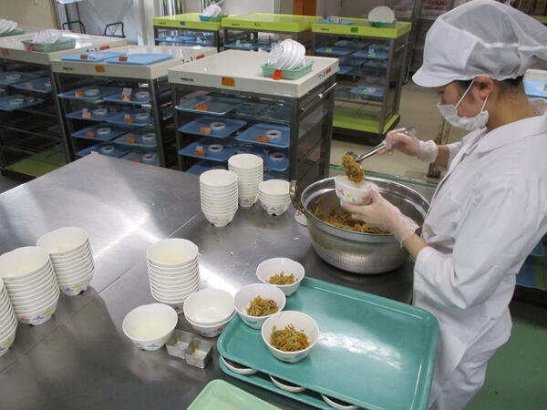 生駒病院（常勤）の調理師/調理員求人メイン写真3