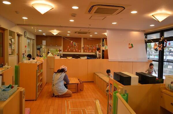 ポピンズナーサリースクール横浜十日市場（認可/常勤）の保育士求人メイン写真2