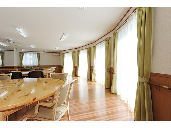 デイサービスセンター ビッグベンハイドパーク（フルタイムパート）の介護福祉士求人メイン写真2