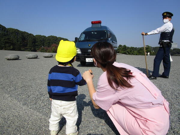 財務省らる保育室（契約社員）の保育士求人メイン写真3