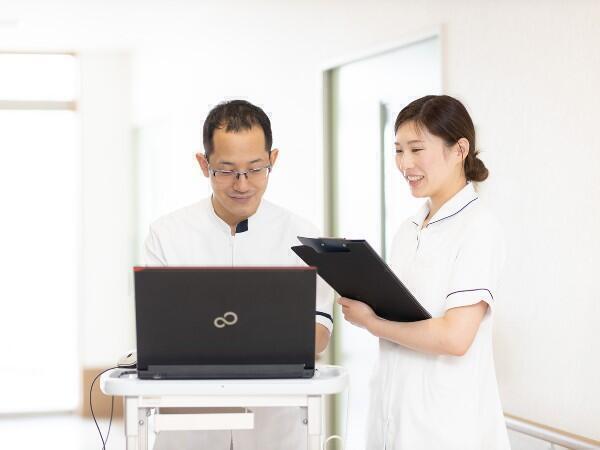 守口生野記念病院（外来・救急外来/常勤）の看護師求人メイン写真4