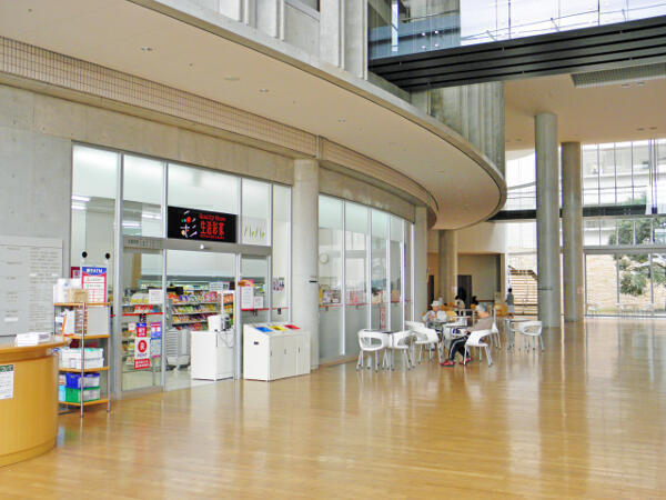 秀和総合病院（常勤）の看護師求人メイン写真5