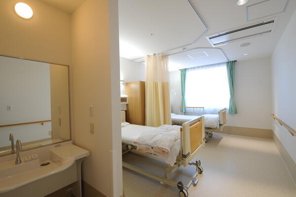 横田記念病院（日勤常勤）の看護助手求人メイン写真4