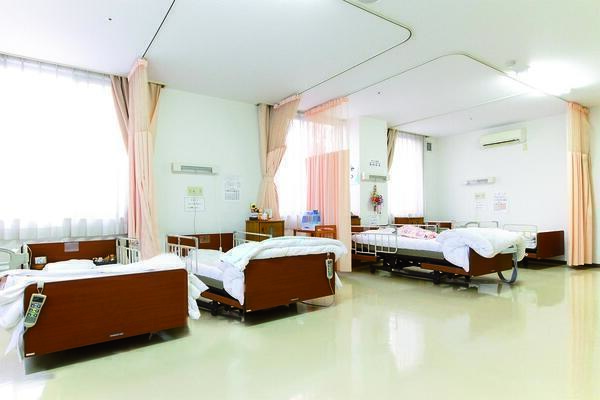 介護老人保健施設 敬愛シニアガーデン卸町（常勤）の看護師求人メイン写真2