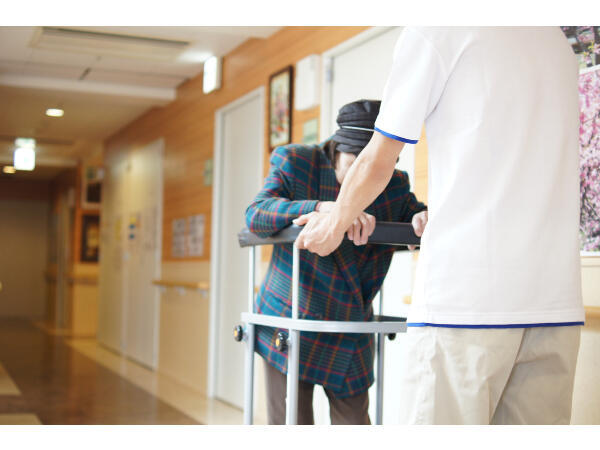 介護付き有料老人ホーム ウエルガーデン松戸（パート）の介護職求人メイン写真2