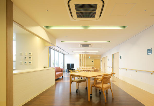 介護老人保健施設葵の園・柏たなか（デイケア/常勤）の介護職求人メイン写真3