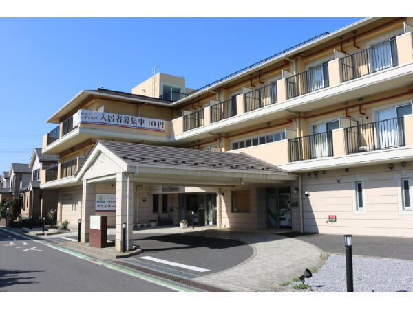 介護付き有料老人ホーム ウエルガーデン松戸（常勤）の介護職求人の写真