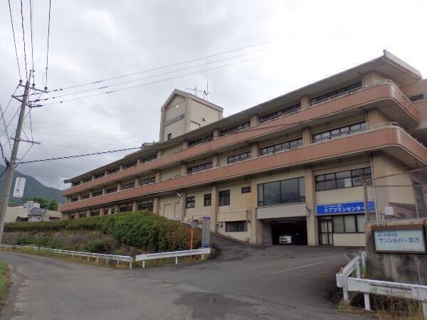 介護老人保健施設 サンシルバー直方(入所/常勤)の介護福祉士求人の写真