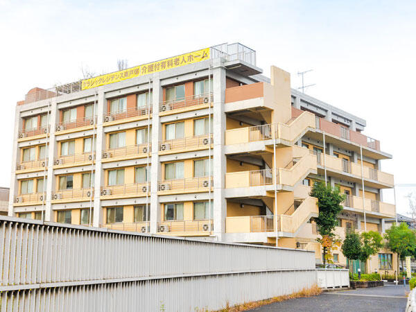 介護付有料老人ホーム クラシックレジデンス東戸塚（常勤）の介護職求人メイン写真2