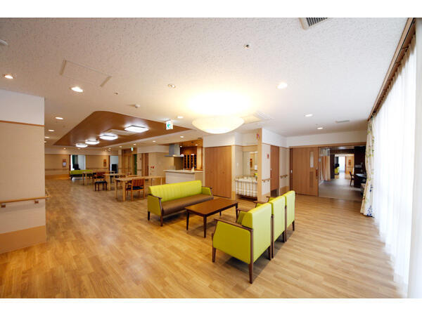 特別養護老人ホーム あおやま（常勤）の介護福祉士求人メイン写真3