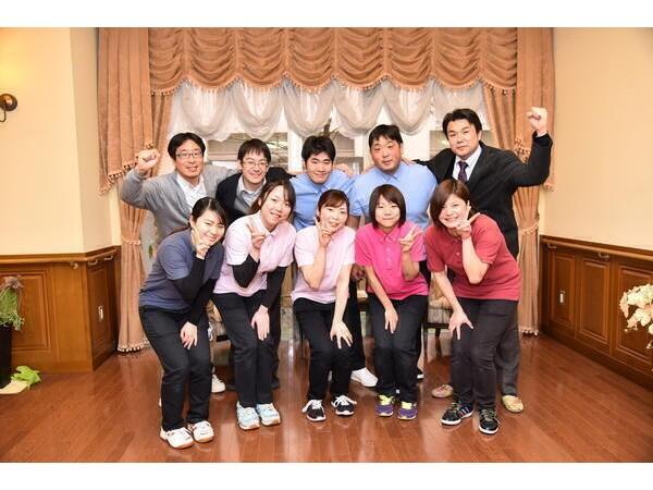 特別養護老人ホーム ローズガーデン甲子園（常勤）の介護職求人メイン写真2