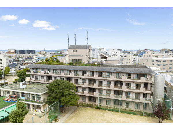 特別養護老人ホーム 博愛の園（常勤）の看護師求人の写真