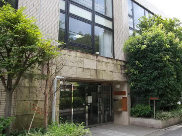 介護付き有料老人ホーム 板橋やすらぎの園 2号館（常勤）の看護師求人の写真