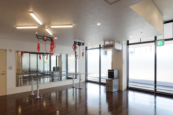 田無南口クリニック（パート）の送迎ドライバー求人メイン写真3