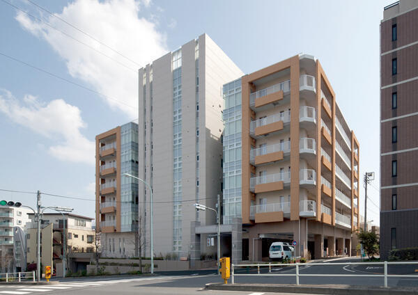 杜の風・上原 特別養護老人ホーム正吉苑（夜勤専従/パート）の介護福祉士求人の写真