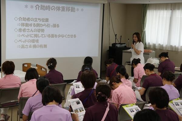 東京西徳洲会病院(常勤)の看護助手求人サブ写真2