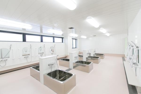 老健ソルヴィラージュ（デイケア/常勤）の介護職求人メイン写真4