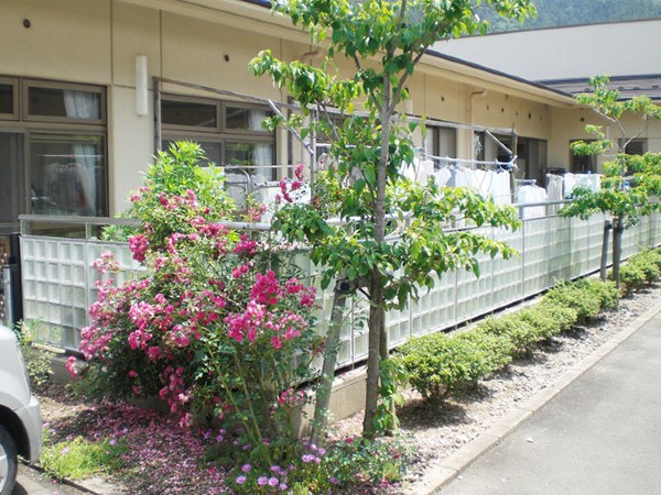 特別養護老人ホーム多賀清流の里（常勤）の介護福祉士求人メイン写真2