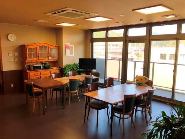 お散歩デイ　によん（パート）の介護職求人メイン写真2