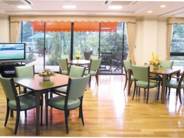 介護付き有料老人ホームカーロガーデン大塚（常勤）の看護師求人メイン写真5