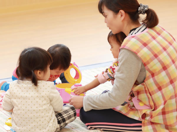 イオンゆめみらい保育園 四日市泊(パート)の保育士求人サブ写真1