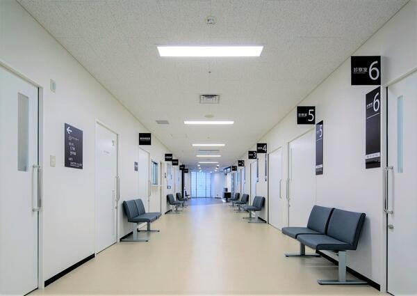 春山記念病院（地域連携室/常勤）の医療事務求人メイン写真2