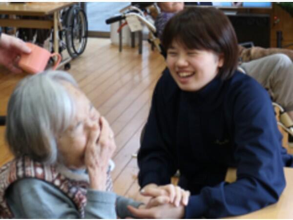 特別養護老人ホーム以和貴苑(常勤）の介護福祉士求人メイン写真2