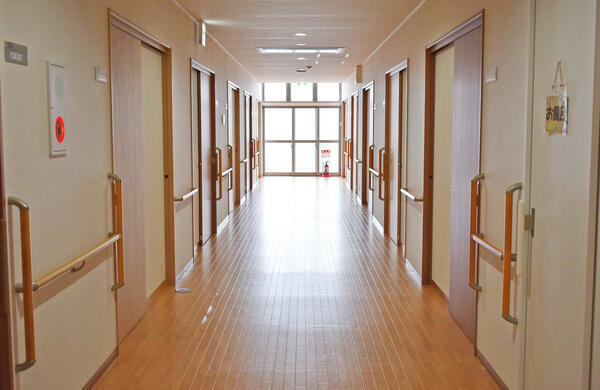 ハートランド・アイリ小山2（夜勤専従パート）の介護福祉士求人メイン写真4