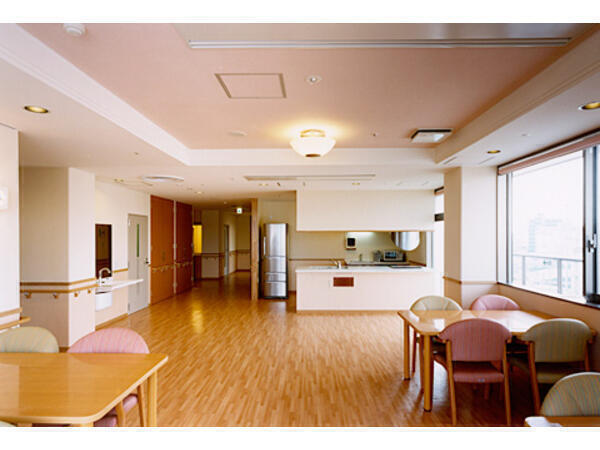 介護老人保健施設 大今里ケアホーム（常勤）の看護師求人メイン写真4