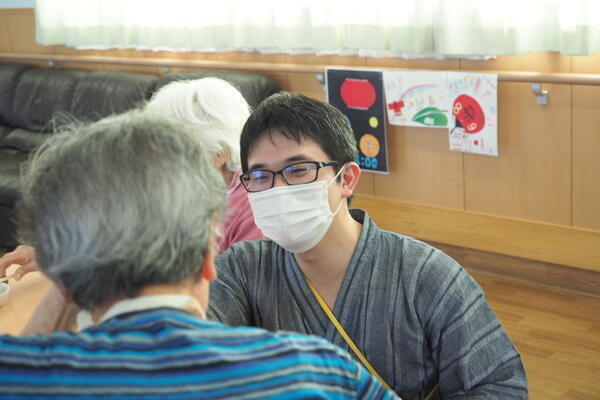 介護老人保健施設　青葉の丘（夜勤専門パート）の介護福祉士求人の写真