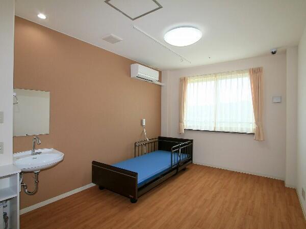 住宅型有料老人ホーム 愛らんど東郷（常勤）の介護福祉士求人メイン写真4