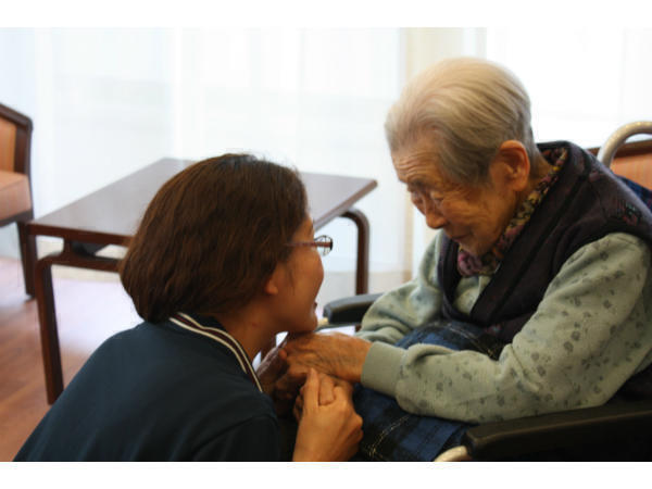 香流川翔裕園（パート）の介護福祉士求人サブ写真2