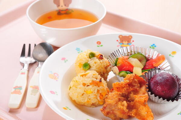 ちゃいるどふれんどりぃ保育園（厨房/パート）の調理師/調理員求人の写真