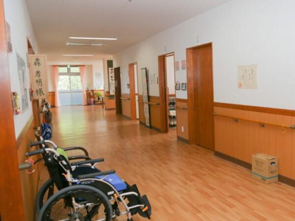 住宅型有料老人ホーム 湯の郷てんすい（常勤）の介護職求人メイン写真2