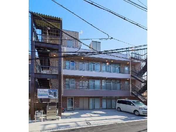 グループホームさざなみ鶴見（パート）の介護職求人メイン写真2