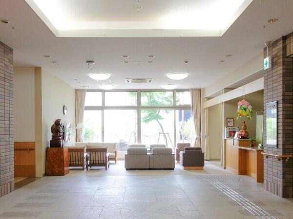 介護付き有料老人ホーム サンクス高田（常勤）の介護福祉士求人メイン写真3