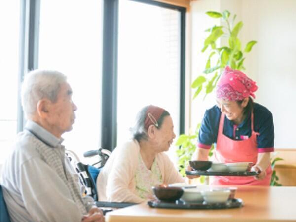 介護付有料老人ホーム 江津しょうぶ苑（常勤）の介護福祉士求人メイン写真3