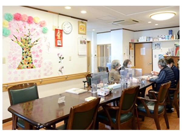 デイケアなないろ（パート）の介護福祉士求人の写真