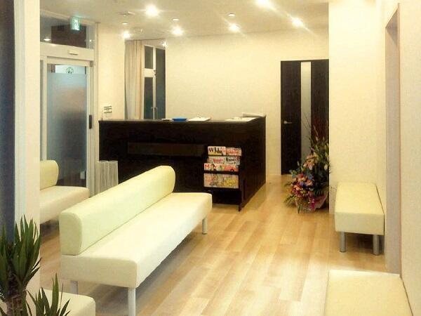 芦屋ファミリークリニック形成外科皮フ科（パート）の医療事務求人メイン写真3