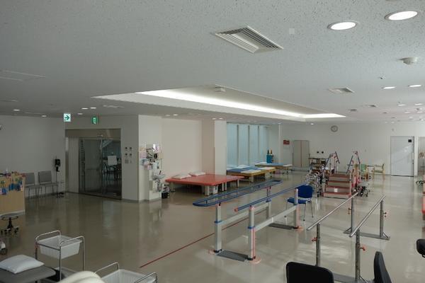 亀田病院（常勤）の理学療法士求人メイン写真2