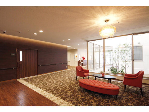 特別養護老人ホーム あおやま（介護職/フルタイムパート）の介護職求人メイン写真2