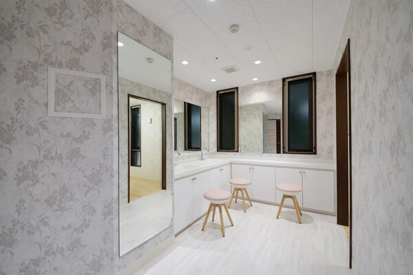 介護老人保健施設 サンセール武蔵野（夜勤専従/パート）の介護職求人メイン写真4