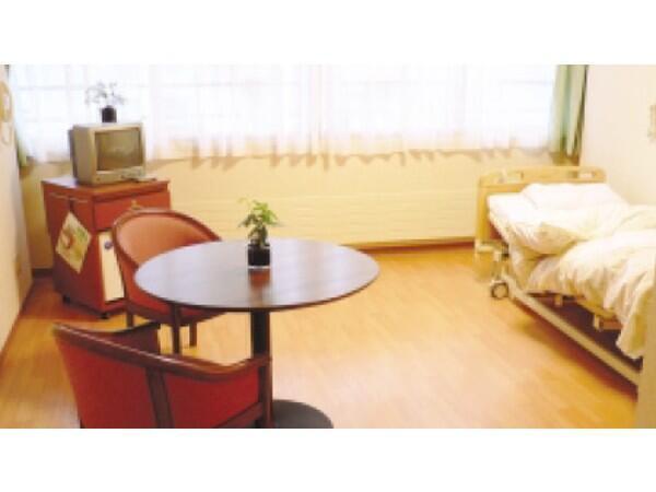 介護付有料老人ホーム 楽居館（常勤）の介護福祉士求人の写真