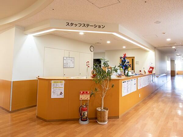 峡西病院（病棟/常勤）の看護師求人メイン写真4