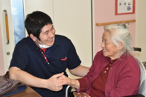 特別養護老人ホーム ヴィラージュ中原（常勤）の介護職求人メイン写真3