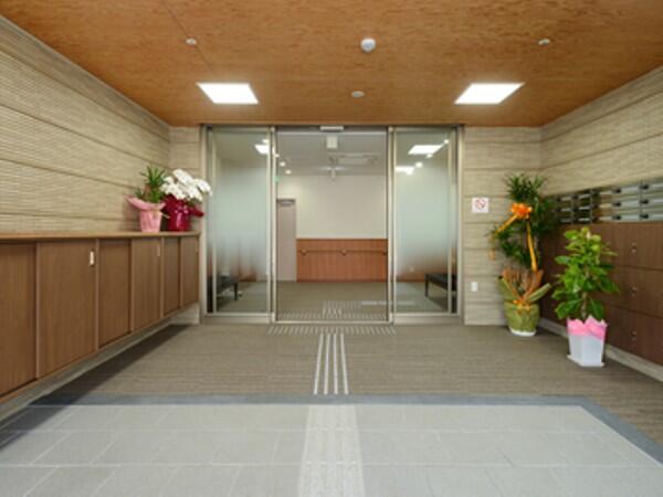 サービス付高齢者向け住宅 アムール平松（常勤）の介護職求人メイン写真2