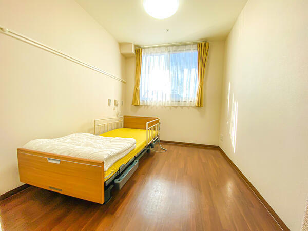 プラチナライフ横浜善部町（生活相談員/常勤）の社会福祉士求人メイン写真3