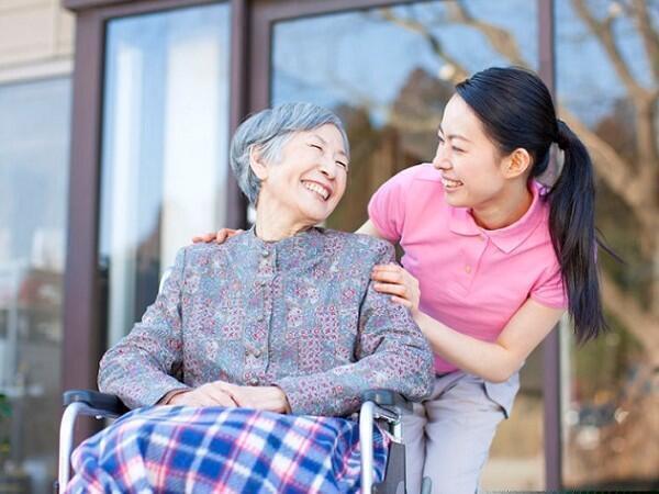 特別養護老人ホームあっぷるホーム（常勤）の介護福祉士求人メイン写真1