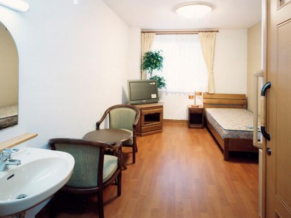 介護付き有料老人ホーム ベルデ星が丘（常勤）の介護職求人メイン写真3