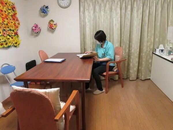 リーフヴィラ湘南台（夜勤専従/パート）の介護職求人の写真